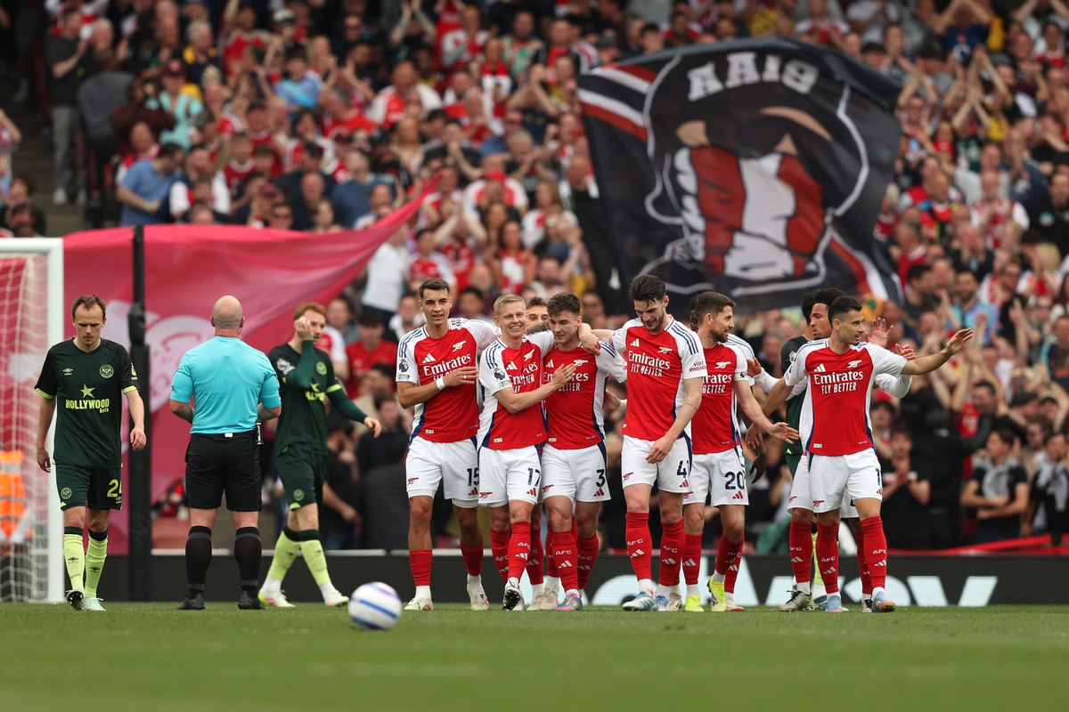 国际足联拟推新越位规则，或影响全球战术体系