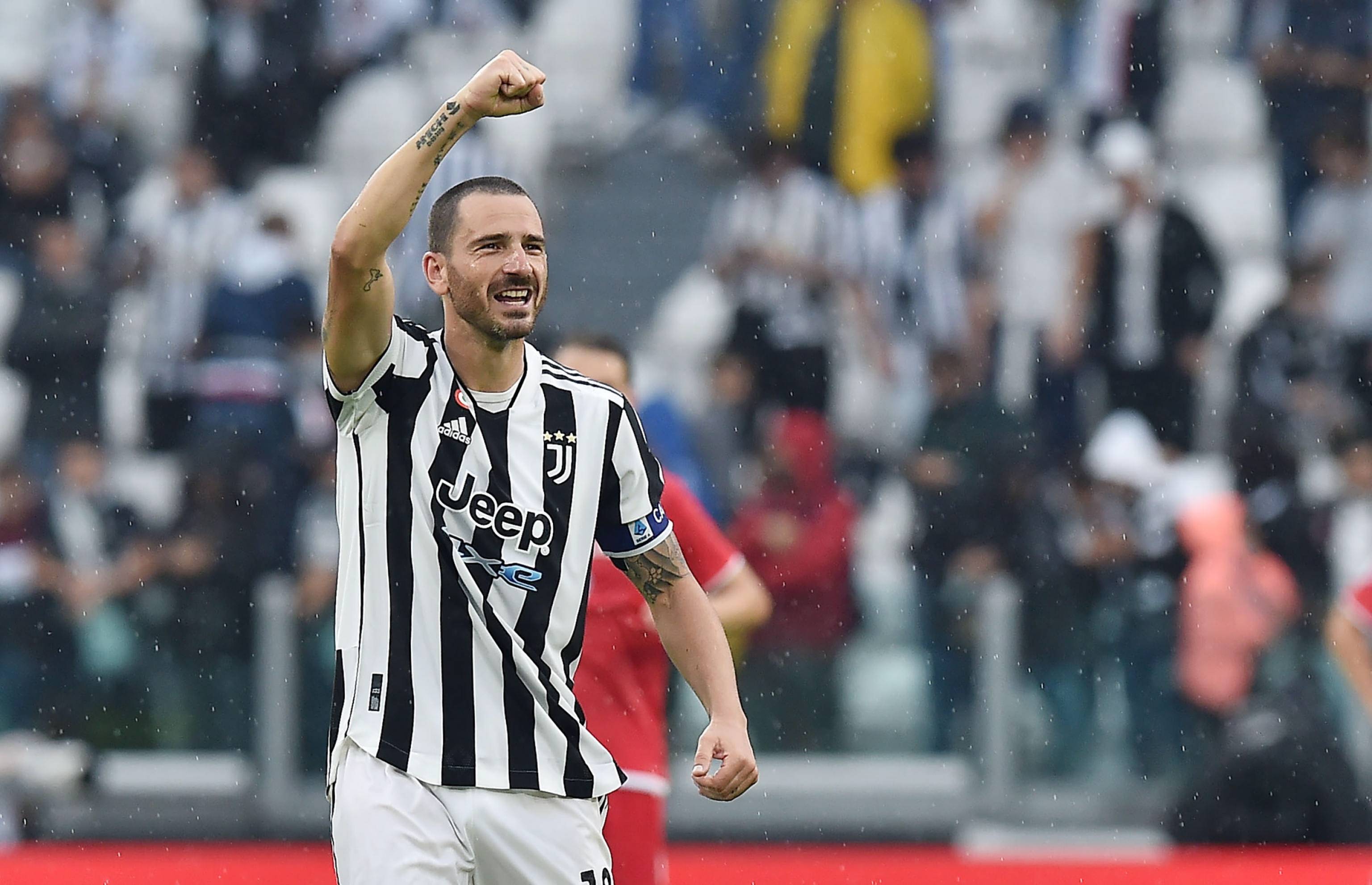 米体：尤文希望在20天内通过卖人得到大约1亿欧元