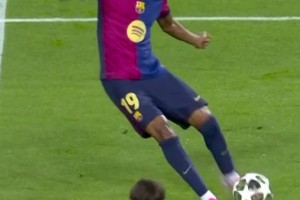 集体低迷！开拓者上半场13次失误&禁区得分14-36落后