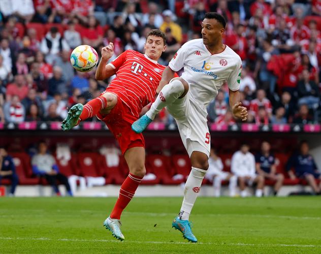 记者：奥斯卡身边人认为他没法继续踢球了，他在体能测试时突感不适