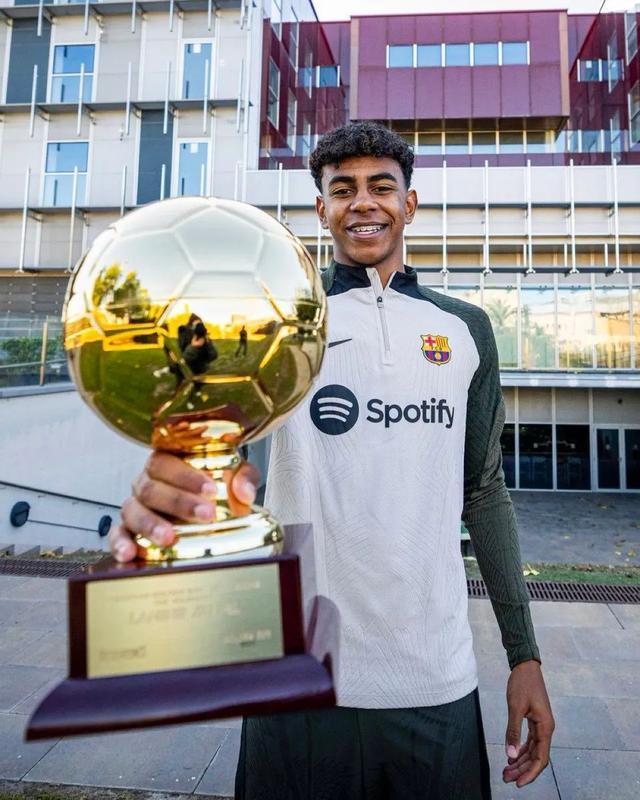 英足总：与利物浦比赛中行为不当 罗梅罗被正式指控（罗梅罗因在对阵利物浦时的不当行为遭英足总正式指控）