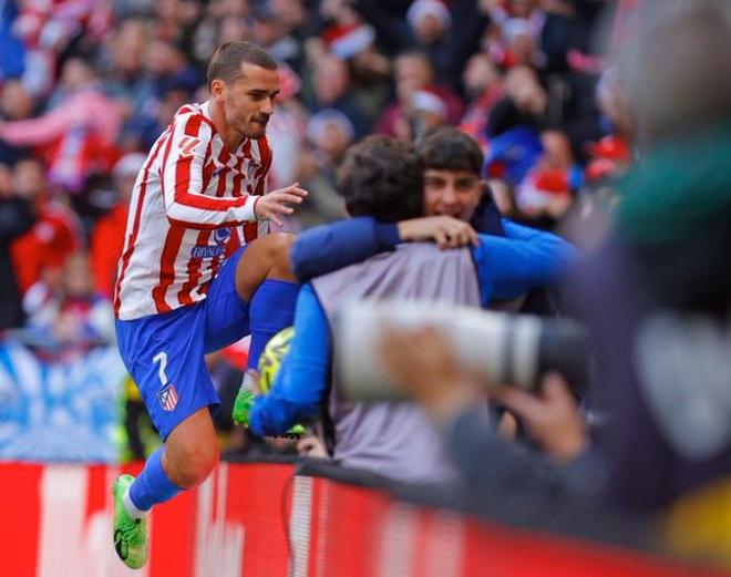 国脚关键进球助球队晋级淘汰赛