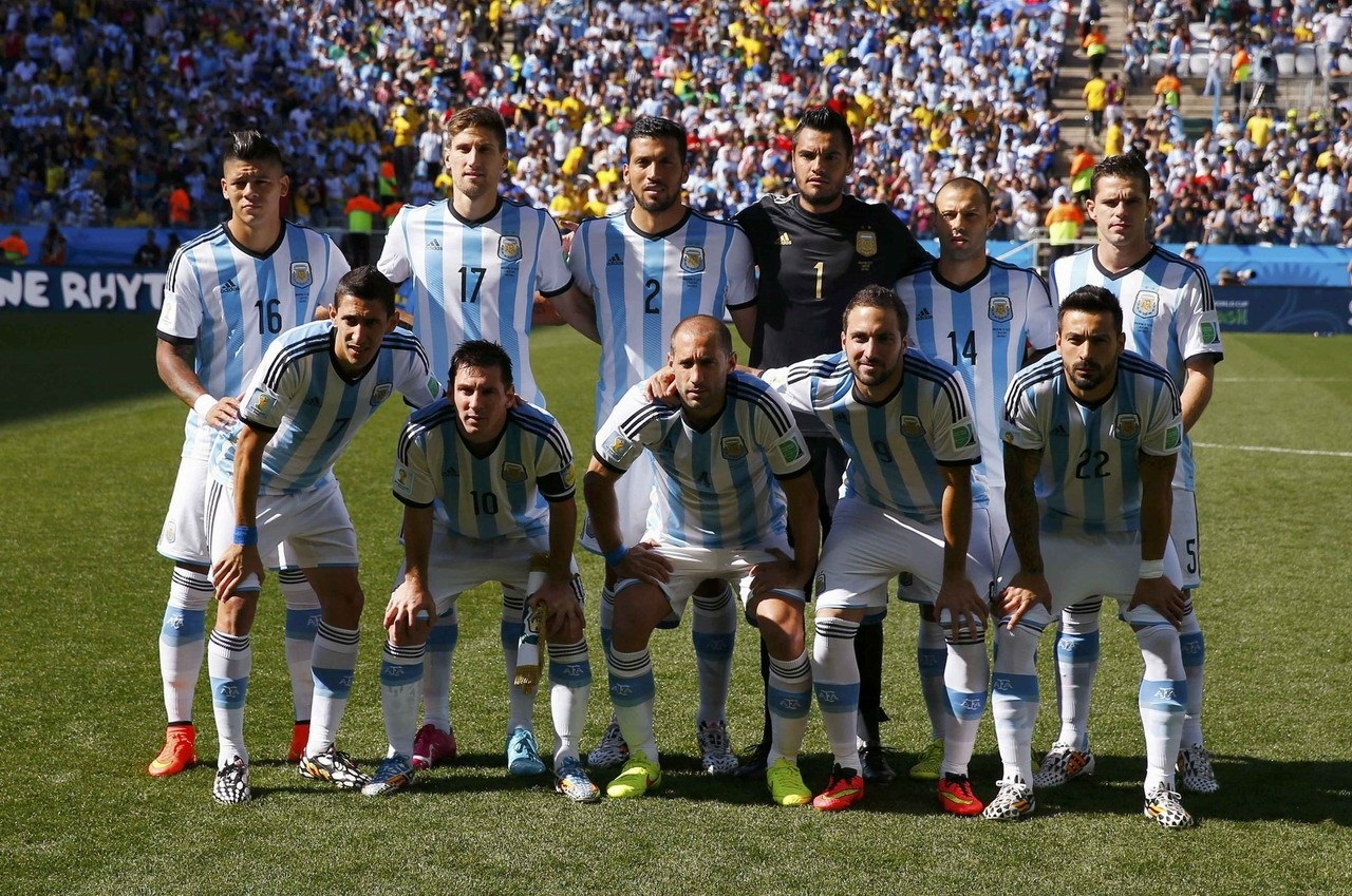 亚洲杯出线生死战，中国香港足总开出100万港币的赢球奖金