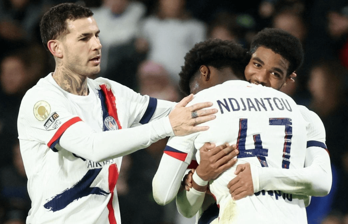 英超-曼联3-0西汉姆联：超过利物浦的机会来了｜前瞻（英超前瞻：曼联剑指3-0西汉姆，反超利物浦良机在望）